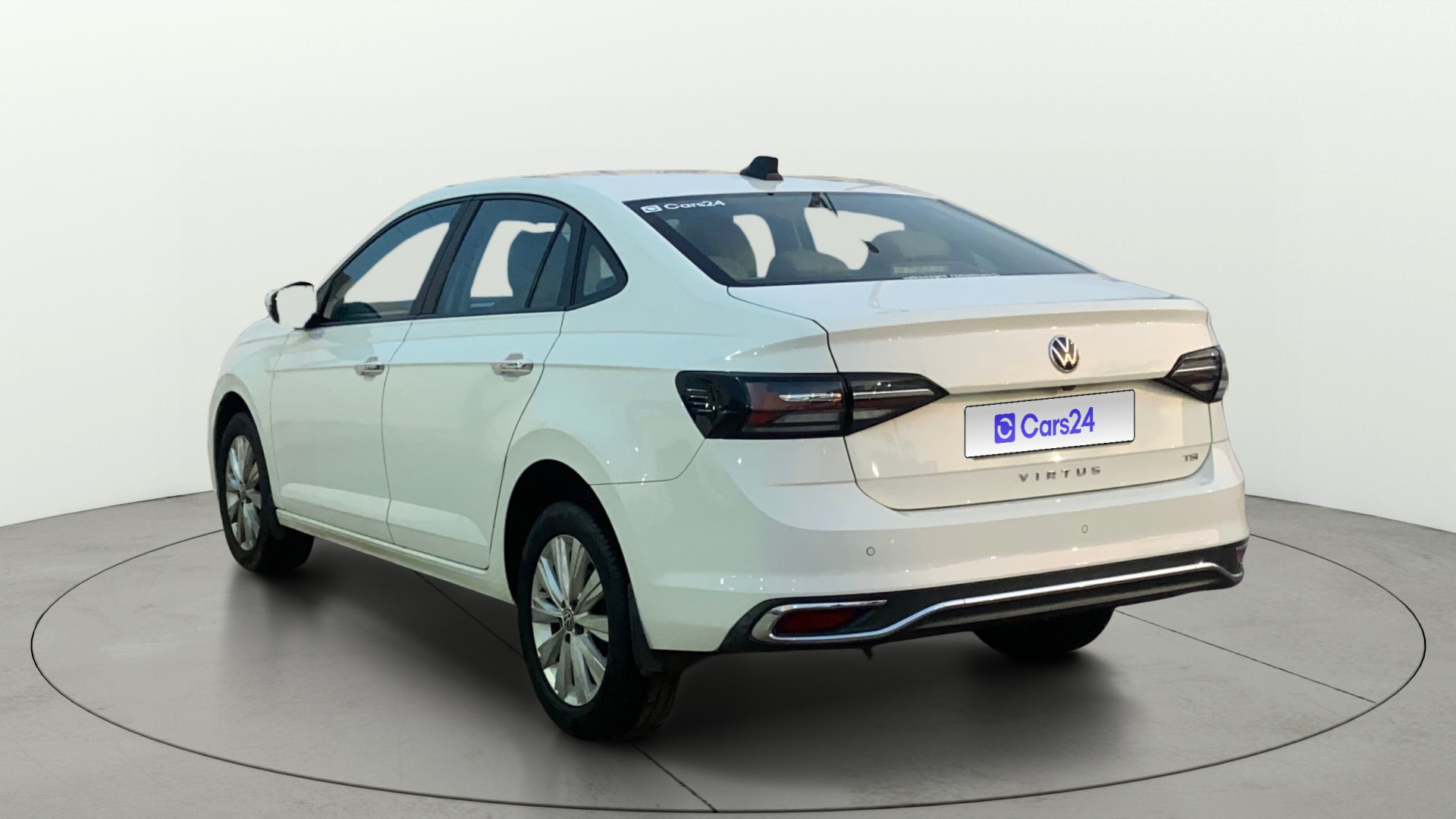 View 2023 Volkswagen Virtus Topline 1.0 TSI MT Image 2 Used 2023 Volkswagen Virtus Topline 1.0 TSI MT Image 2
