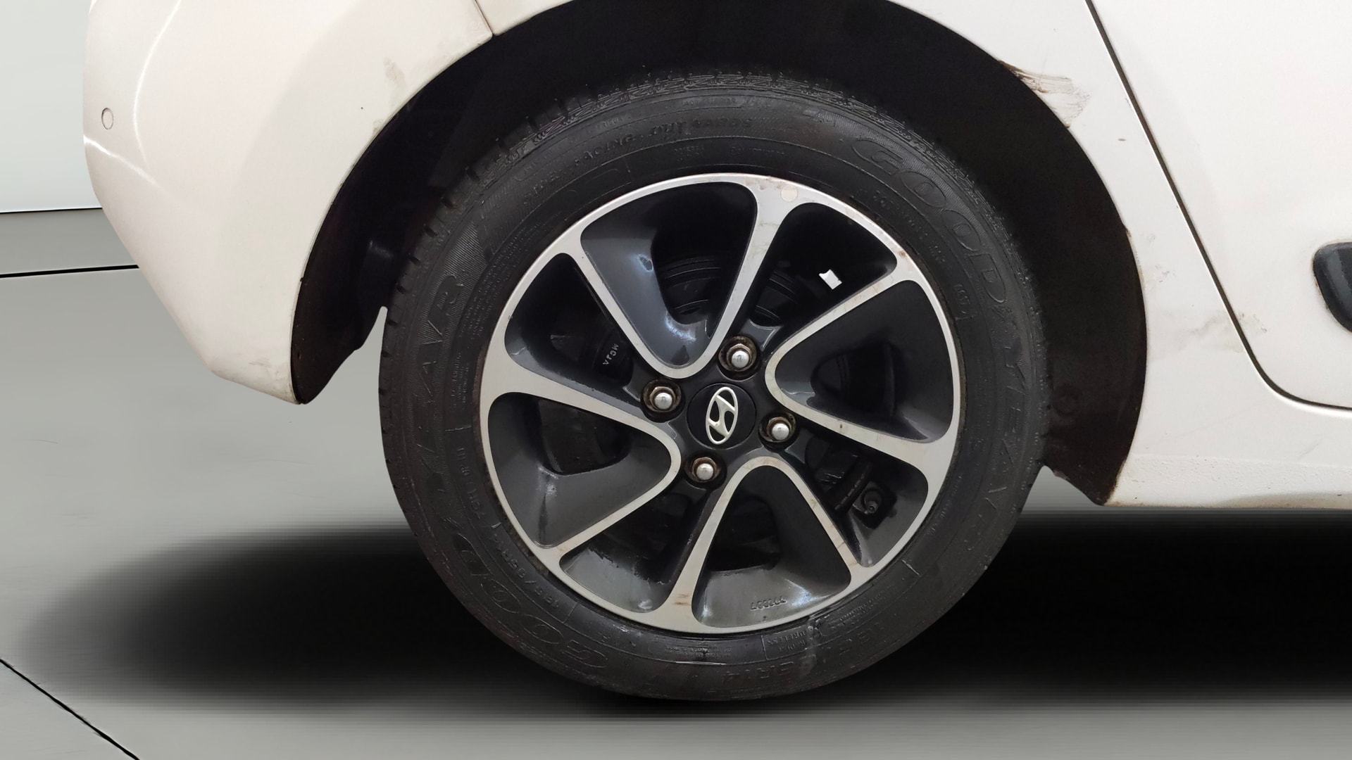 Used 2019 Hyundai Grand i10 Used 2019 Hyundai Grand i10