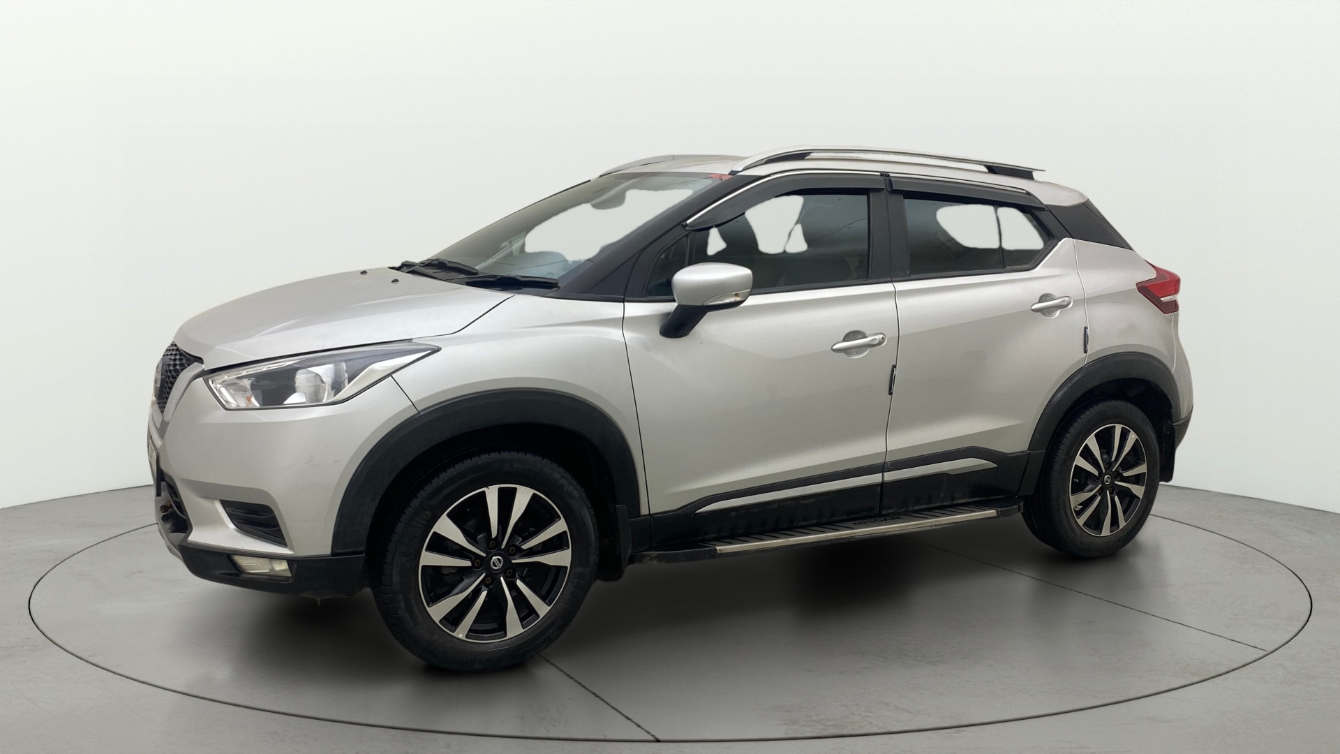 Used 2021 Nissan Kicks Used 2021 Nissan Kicks