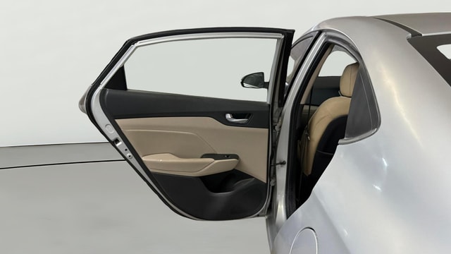 View Hyundai Verna Image 15 Used Hyundai Verna Image 15