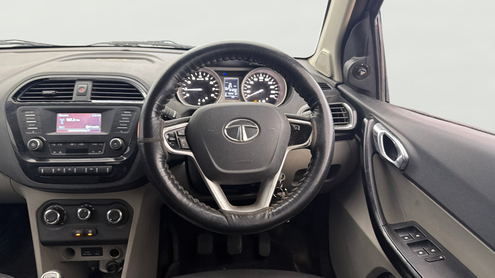 Used 2016 Tata Tiago Used 2016 Tata Tiago