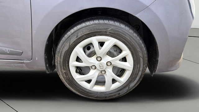 View Hyundai Grand i10 Image 40 Used Hyundai Grand i10 Image 40