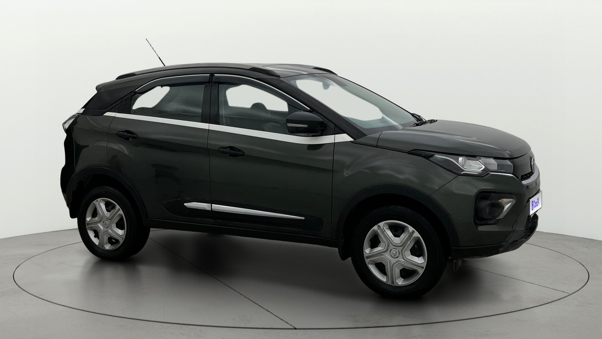 View 2020 Tata Nexon Revotron XE Image 21 Used 2020 Tata Nexon Revotron XE Image 21