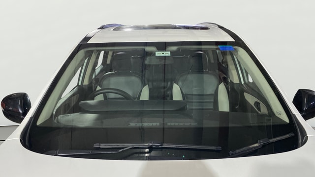View Mahindra XUV700 Image 32 Used Mahindra XUV700 Image 32