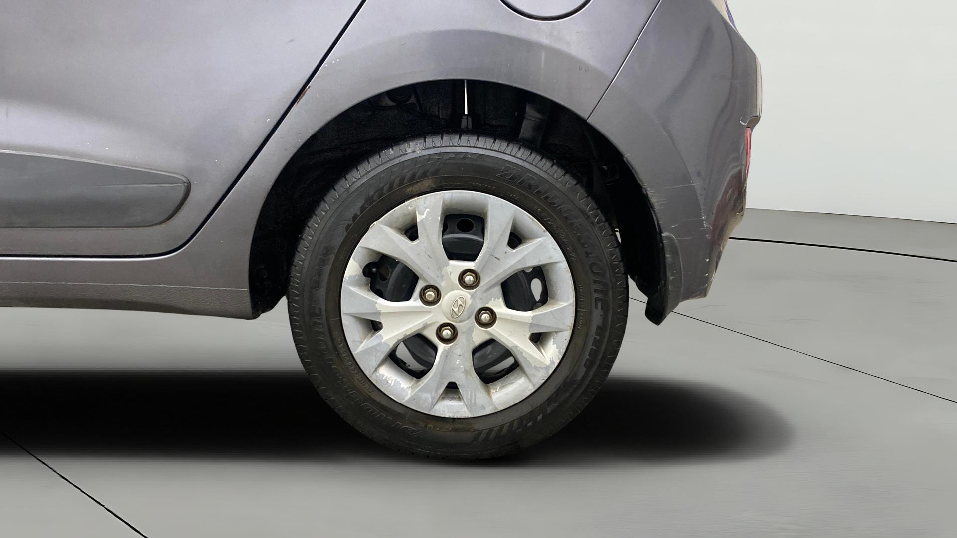 View 2017 Hyundai Grand i10 Sportz 1.2 Kappa Image 11 Used 2017 Hyundai Grand i10 Sportz 1.2 Kappa Image 11