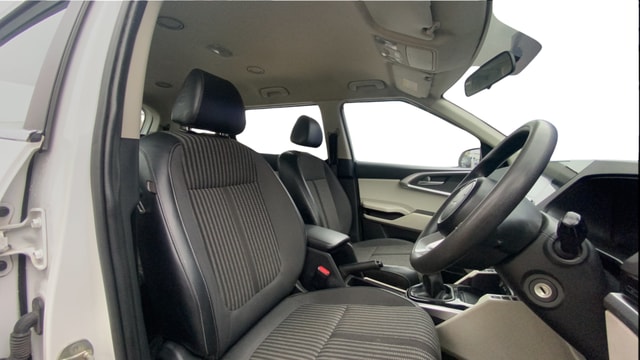 View Kia Carens Image 28 Used Kia Carens Image 28