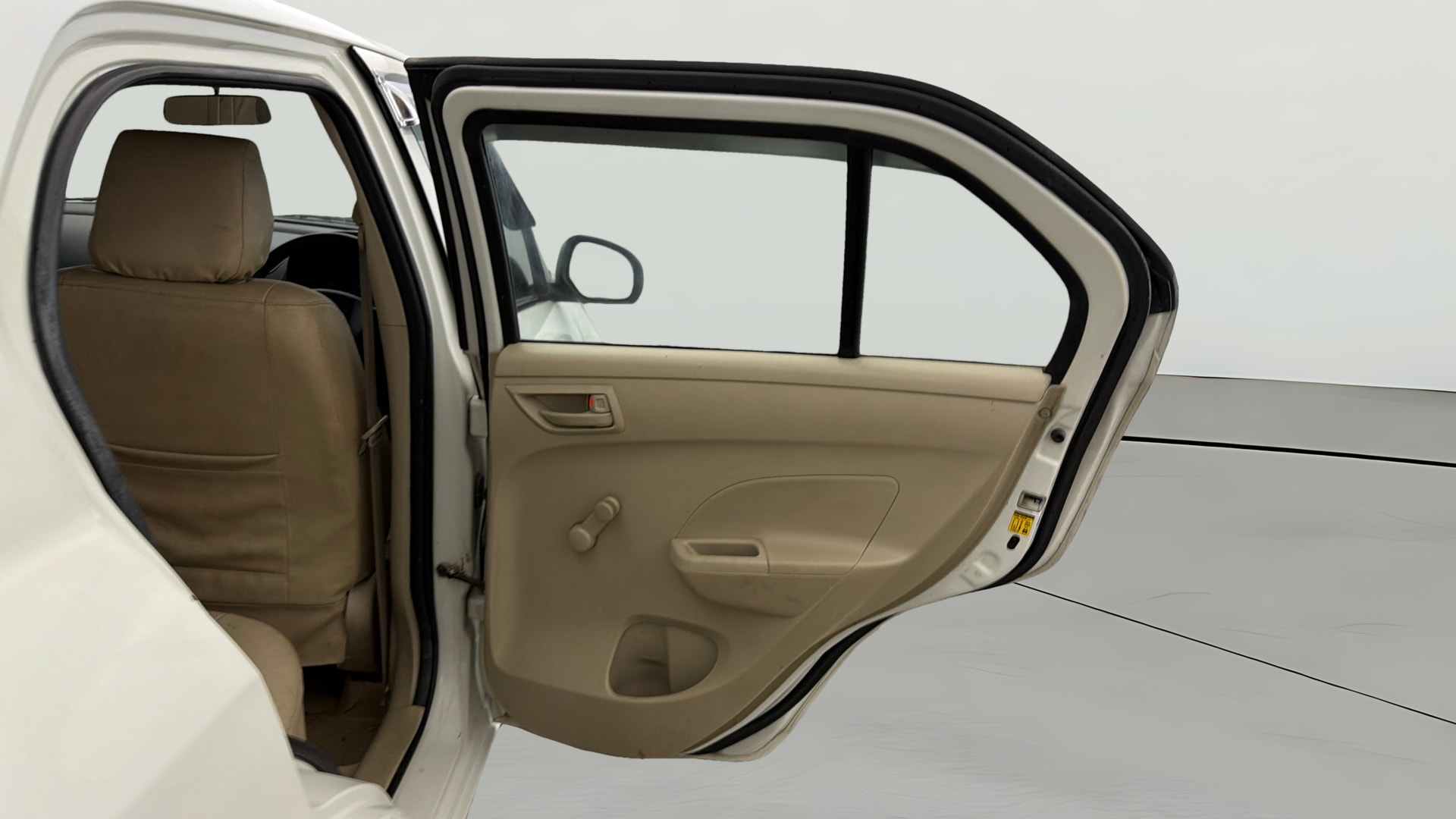 View 2017 Maruti Suzuki 1000 Base Variant Image 7 Used 2017 Maruti Suzuki 1000 Base Variant Image 7