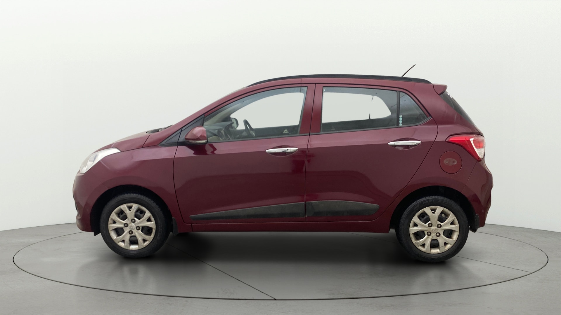 View 2014 Hyundai Grand i10 Sportz 1.2 Kappa Image 6 Used 2014 Hyundai Grand i10 Sportz 1.2 Kappa Image 6
