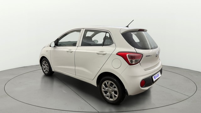 View Hyundai Grand i10 Image 2 Used Hyundai Grand i10 Image 2