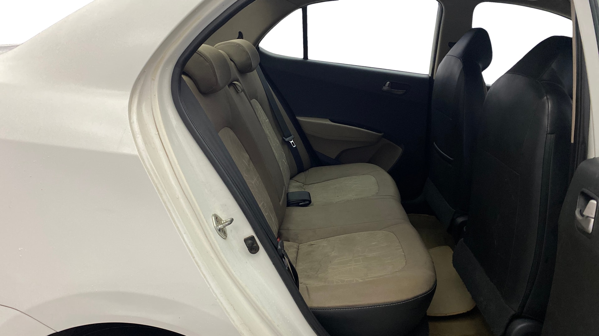View 2014 Hyundai Xcent E Petrol Image 28 Used 2014 Hyundai Xcent E Petrol Image 28