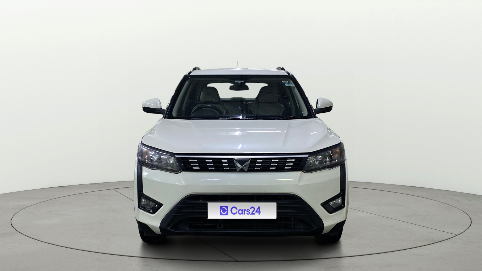 Used 2023 Mahindra XUV300 Used 2023 Mahindra XUV300