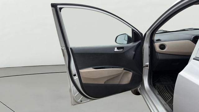 View Hyundai Grand i10 Image 37 Used Hyundai Grand i10 Image 37