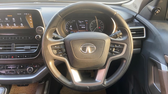 View Tata Harrier Image 21 Used Tata Harrier Image 21