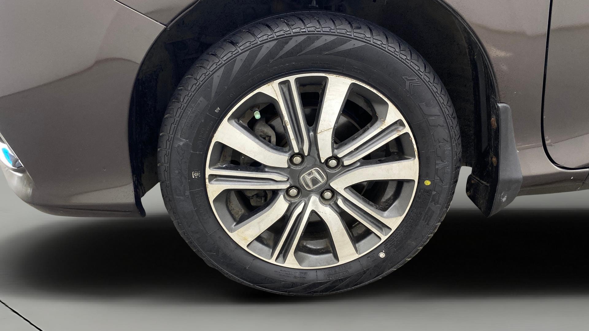 View 2019 Honda City ZX MT Diesel Anniversary Edition Image 29 Used 2019 Honda City ZX MT Diesel Anniversary Edition Image 29