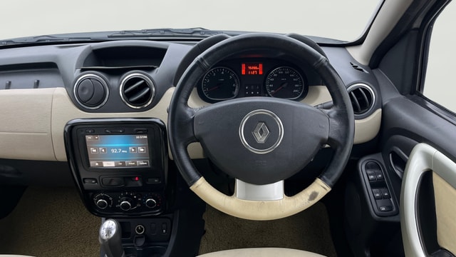View Renault Duster Image 20 Used Renault Duster Image 20