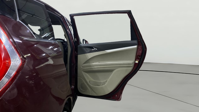 View Mahindra Marazzo Image 8 Used Mahindra Marazzo Image 8