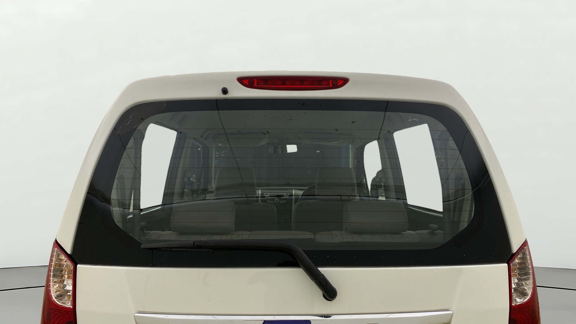 View 2015 Maruti Suzuki 1000 Base Variant Image 4 Used 2015 Maruti Suzuki 1000 Base Variant Image 4
