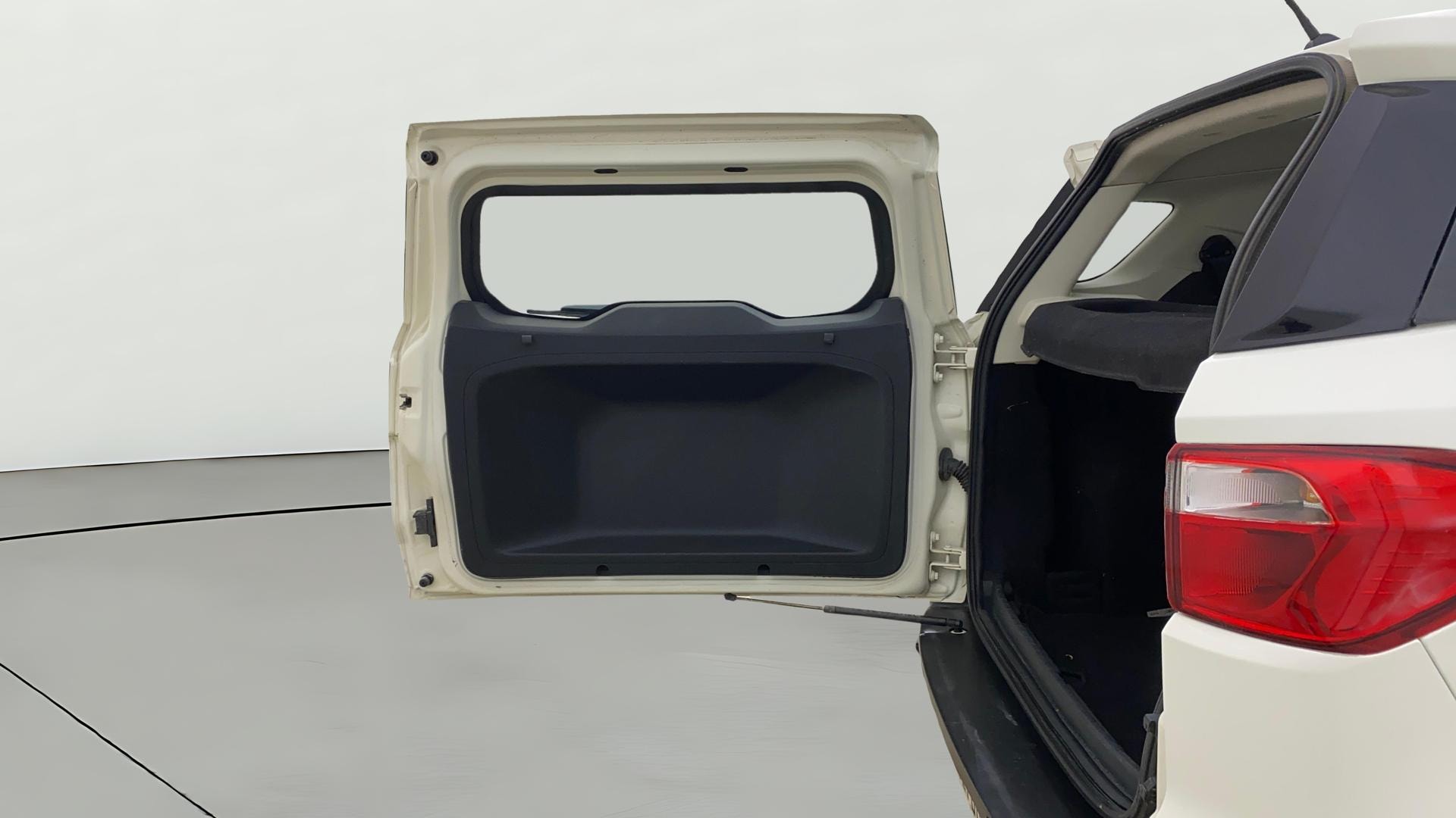 View 2020 Ford EcoSport 1.5 TDCi Diesel Ambiente BS IV Image 31 Used 2020 Ford EcoSport 1.5 TDCi Diesel Ambiente BS IV Image 31