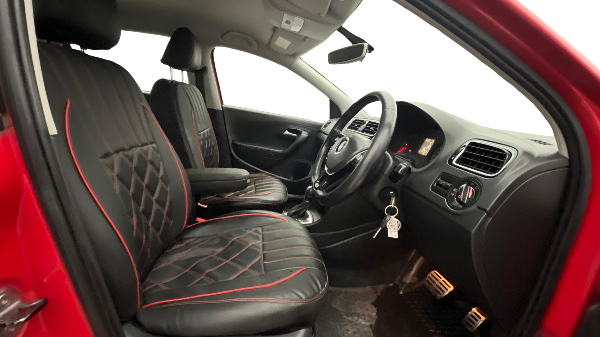 View 2018 Volkswagen Polo GT TSI Image 18 Used 2018 Volkswagen Polo GT TSI Image 18
