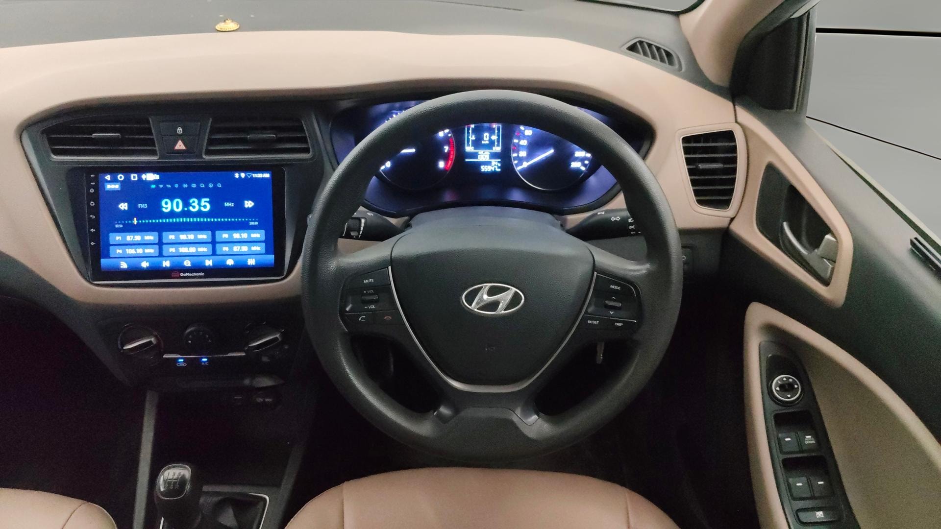 View 2015 Hyundai Elite i20 Magna 1.2 Image 20 Used 2015 Hyundai Elite i20 Magna 1.2 Image 20