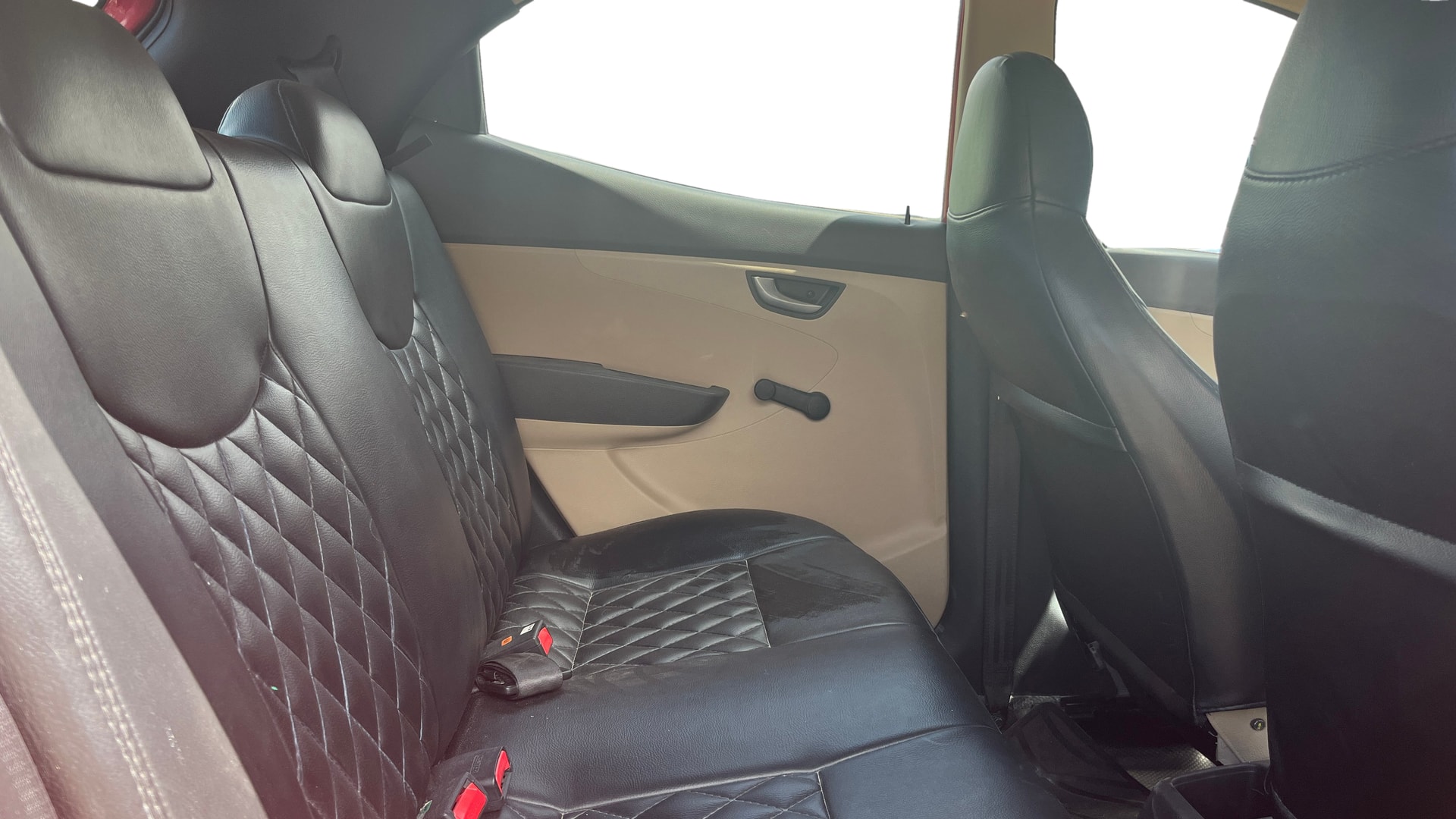 View 2017 Hyundai EON Sportz Image 28 Used 2017 Hyundai EON Sportz Image 28