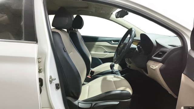 View Hyundai Verna Image 18 Used Hyundai Verna Image 18