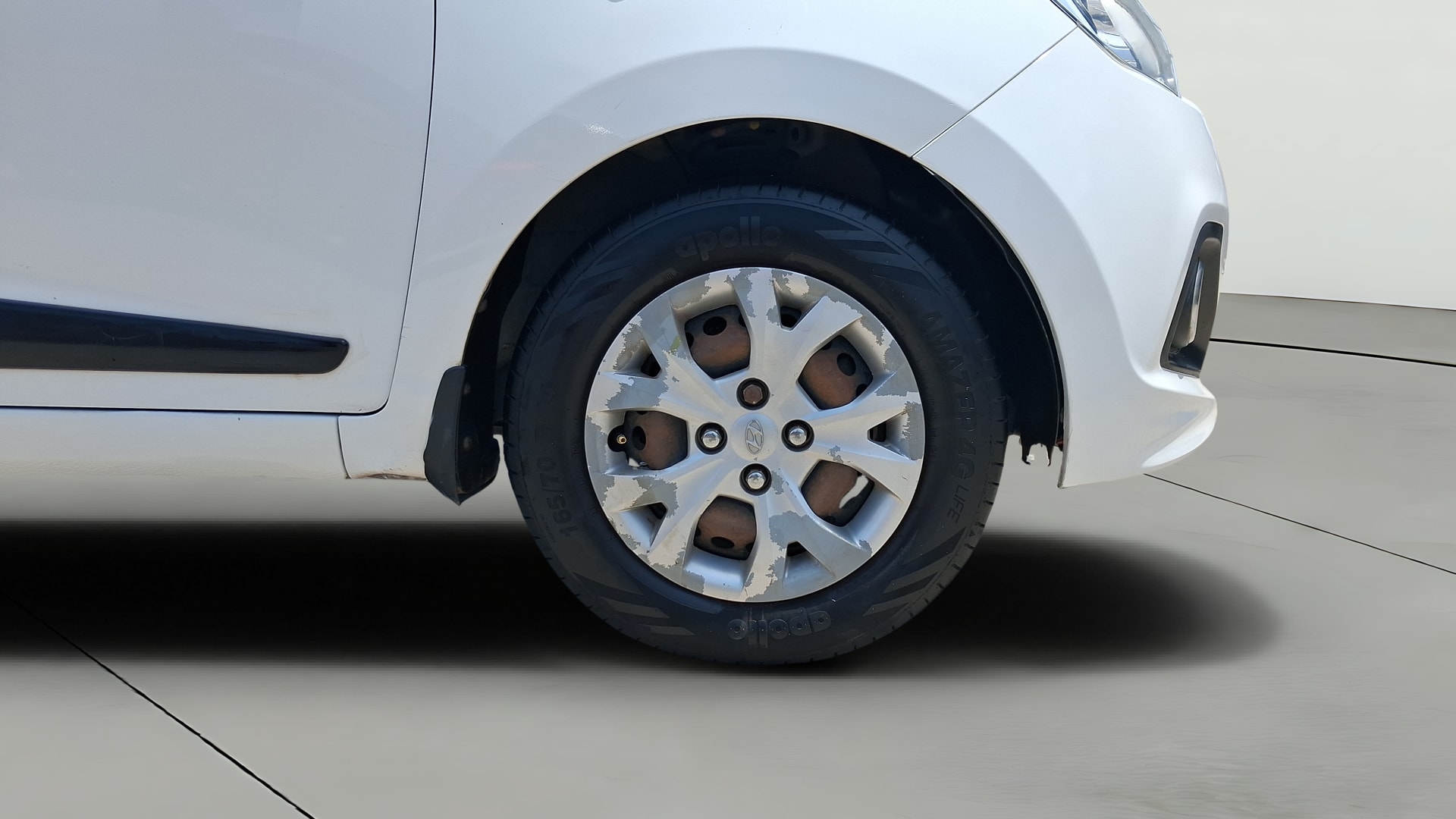 View 2016 Hyundai Grand i10 Magna 1.2 Kappa VTVT Image 39 Used 2016 Hyundai Grand i10 Magna 1.2 Kappa VTVT Image 39