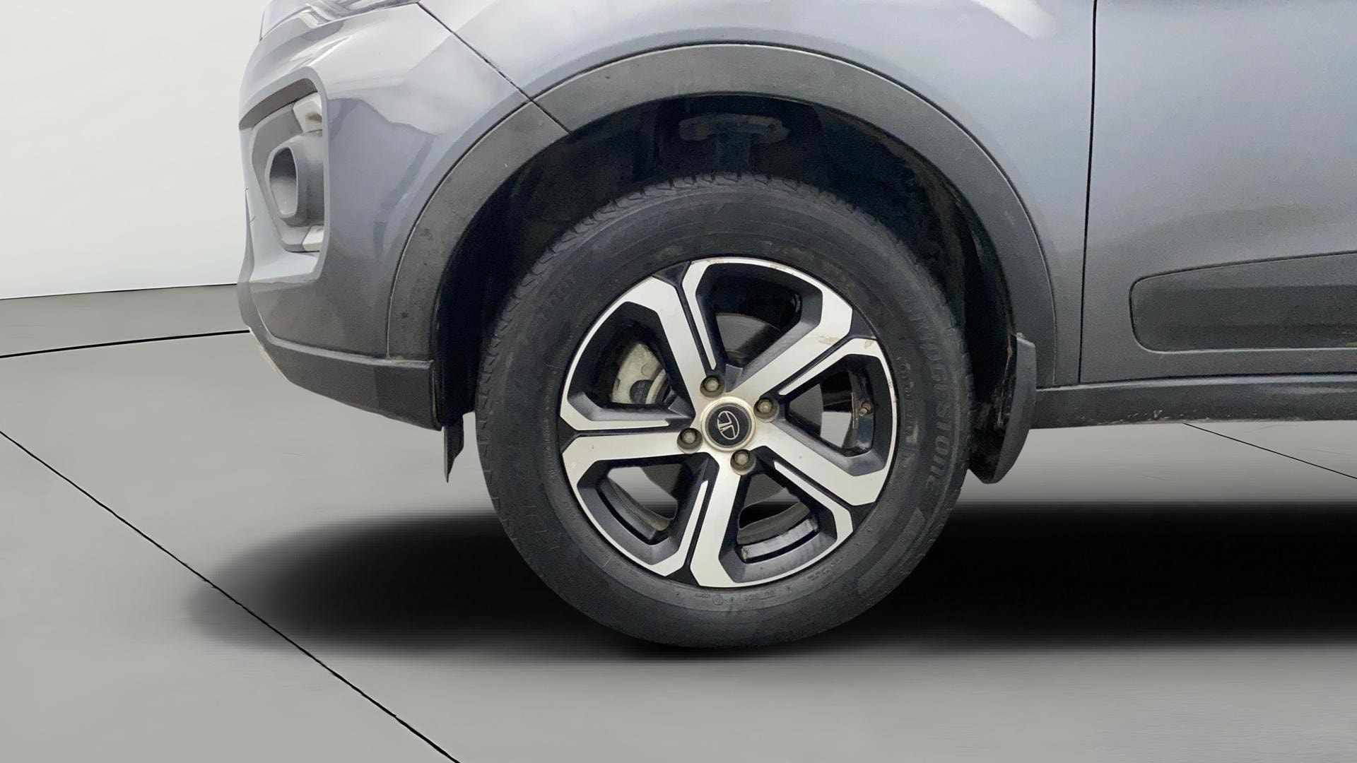 View 2021 Tata Nexon Revotron XE Image 30 Used 2021 Tata Nexon Revotron XE Image 30