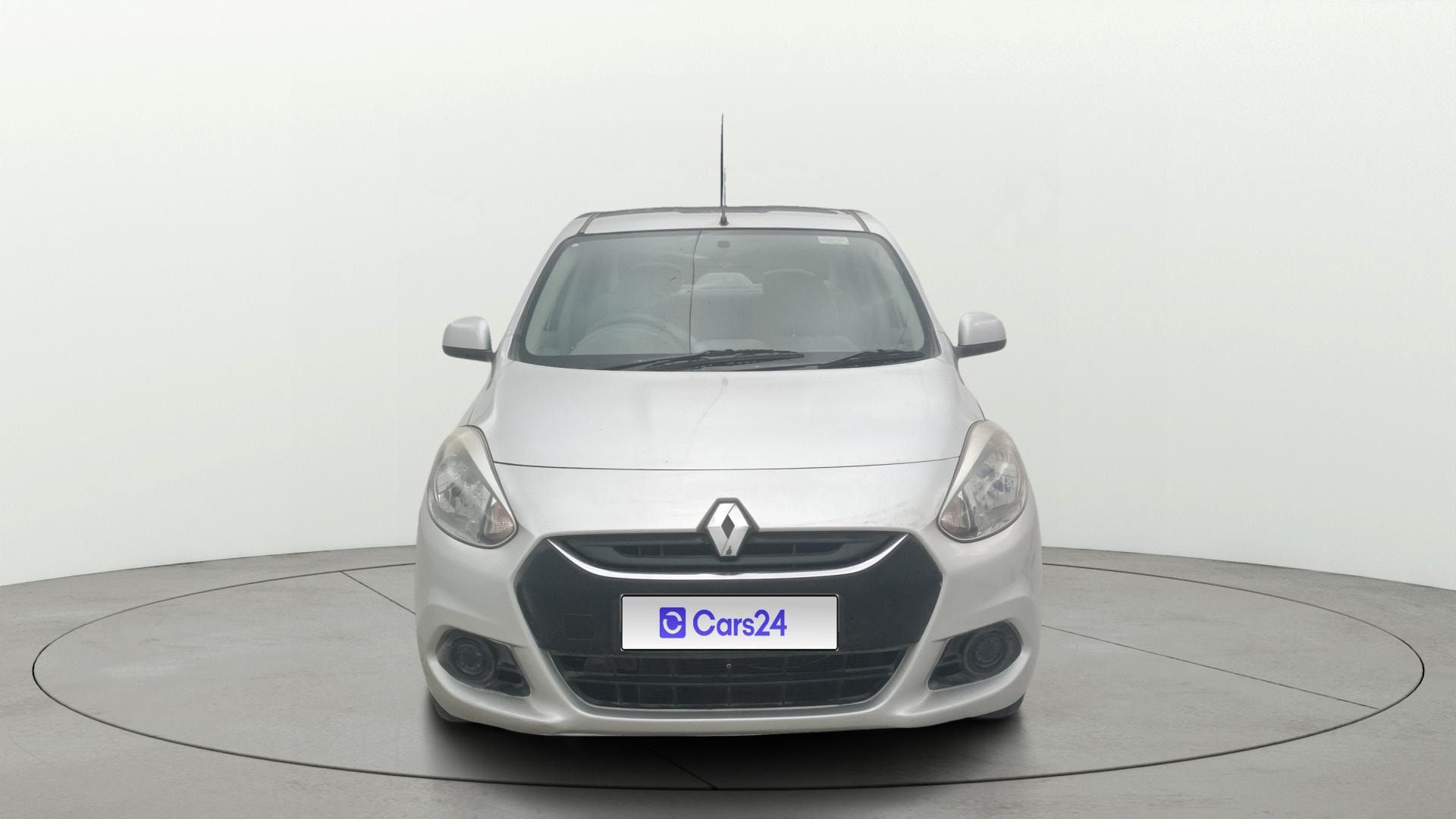 View 2014 Renault Scala RxL Diesel Image 1 Used 2014 Renault Scala RxL Diesel Image 1
