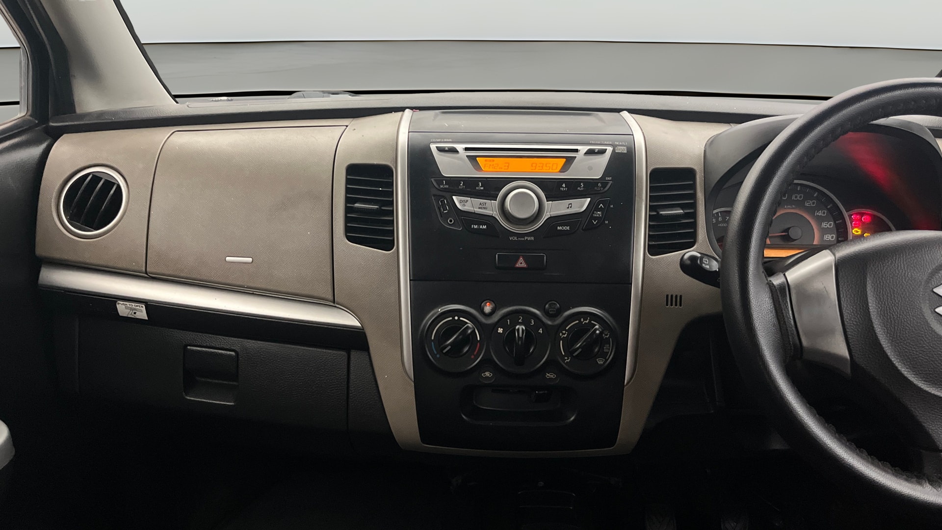 View 2014 Maruti Suzuki 1000 Base Variant Image 31 Used 2014 Maruti Suzuki 1000 Base Variant Image 31