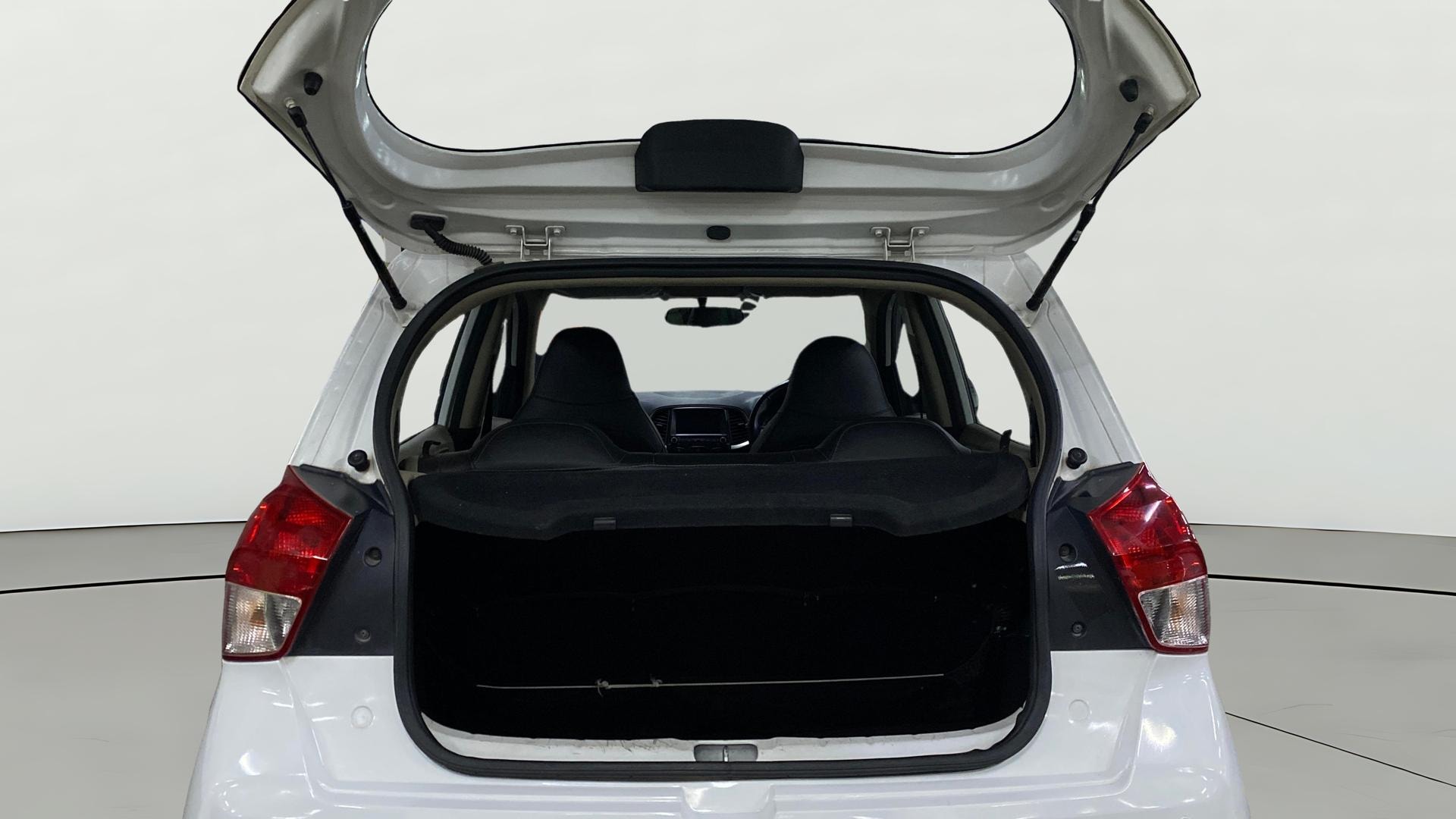 View 2019 Hyundai New Santro D-Lite Petrol Image 37 Used 2019 Hyundai New Santro D-Lite Petrol Image 37