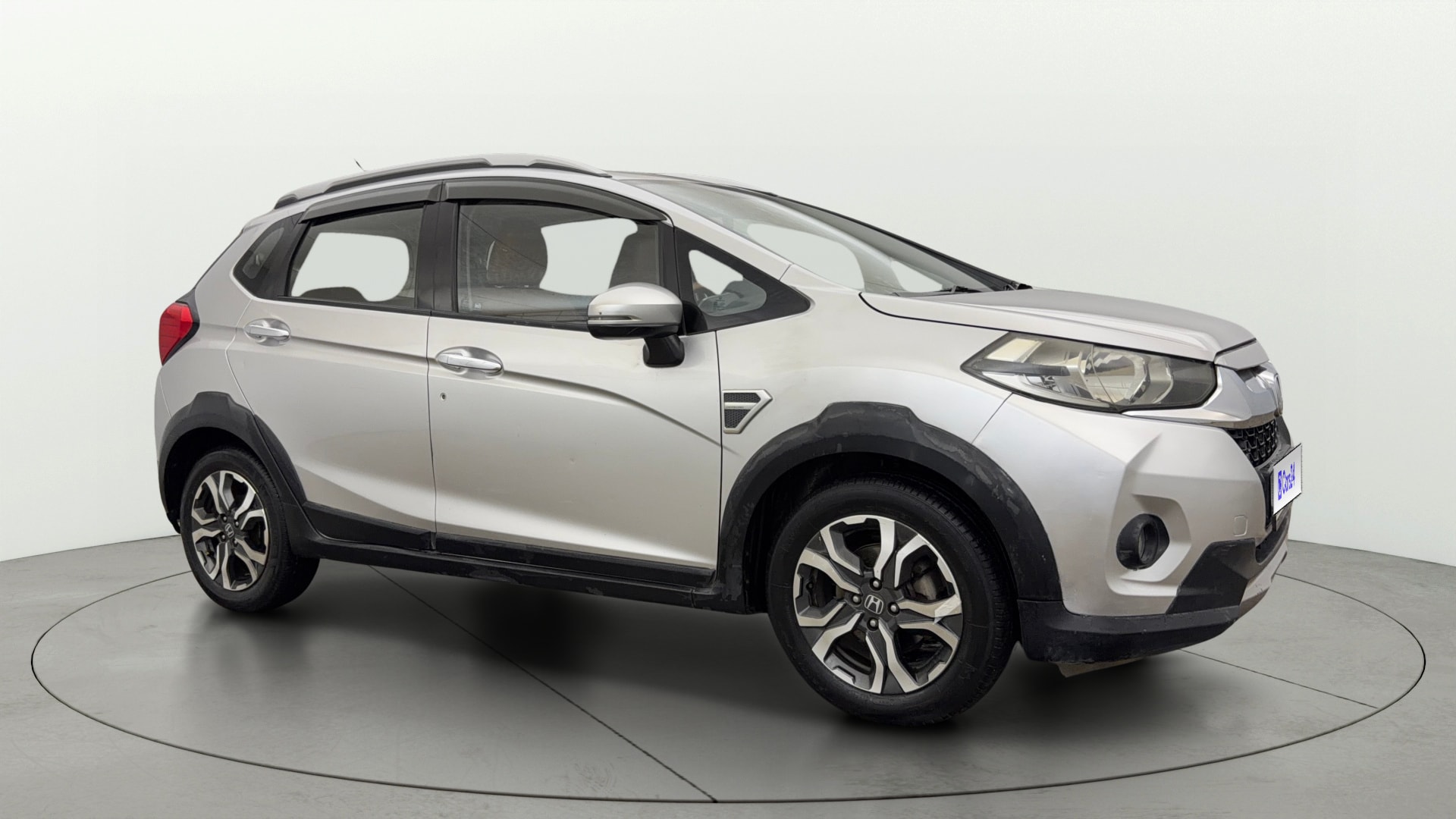 View 2018 Honda WR-V S MT Diesel Edge Edition Image 13 Used 2018 Honda WR-V S MT Diesel Edge Edition Image 13