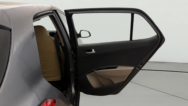 View Hyundai Grand i10 Image 7 Used Hyundai Grand i10 Image 7