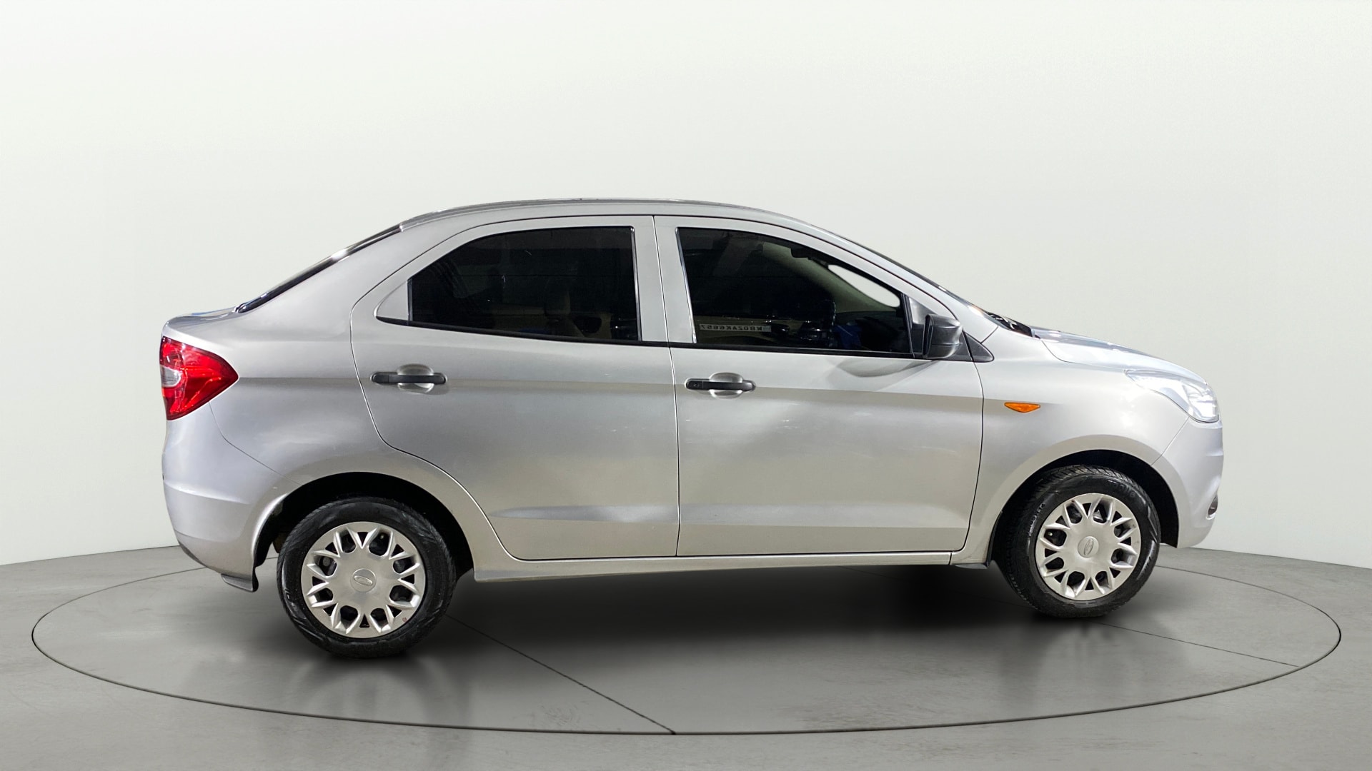 View 2017 Ford Figo Aspire 1.2P Ambiente MT BS IV Image 8 Used 2017 Ford Figo Aspire 1.2P Ambiente MT BS IV Image 8