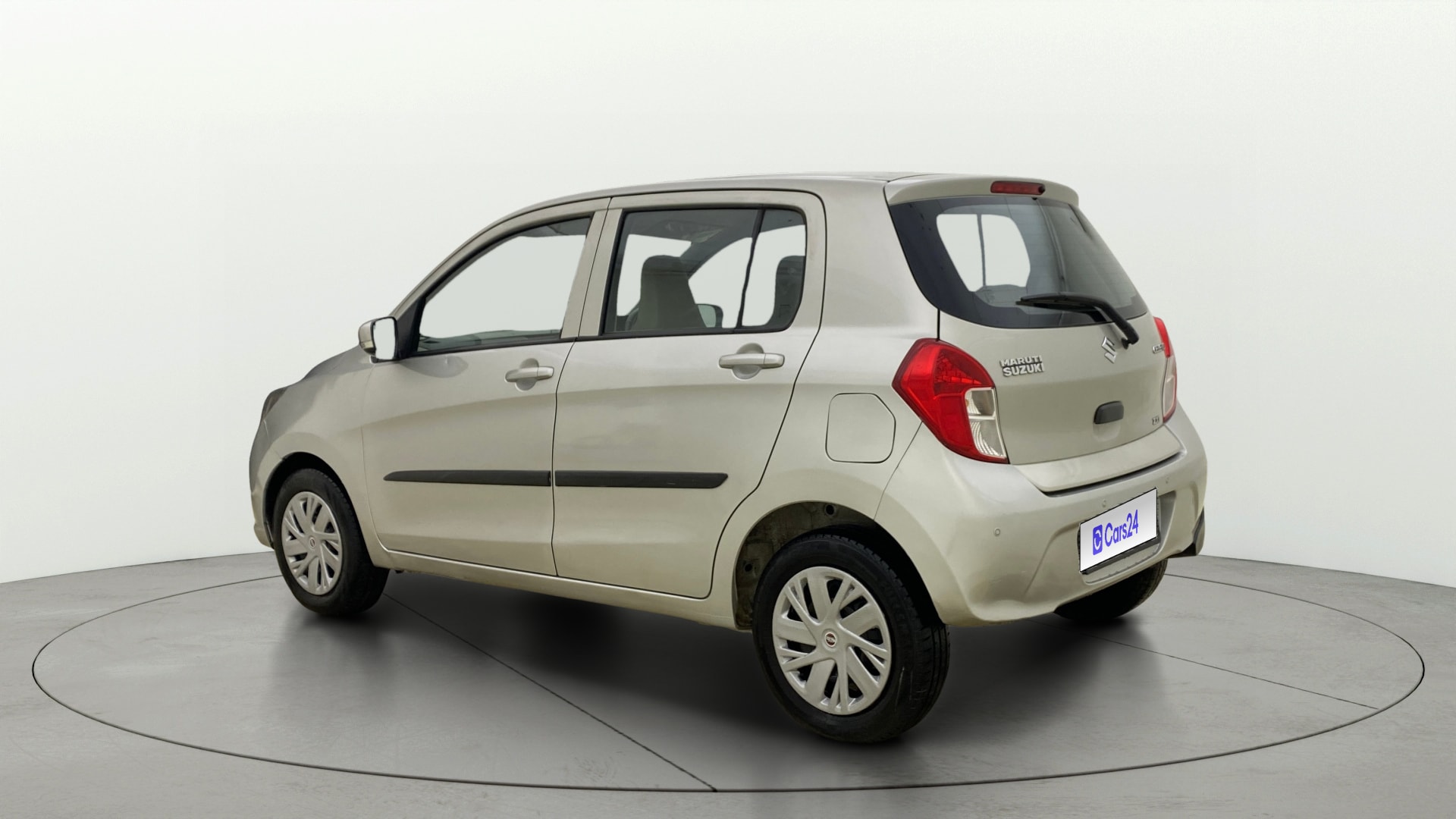 View 2018 Maruti Suzuki 1000 Base Variant Image 2 Used 2018 Maruti Suzuki 1000 Base Variant Image 2
