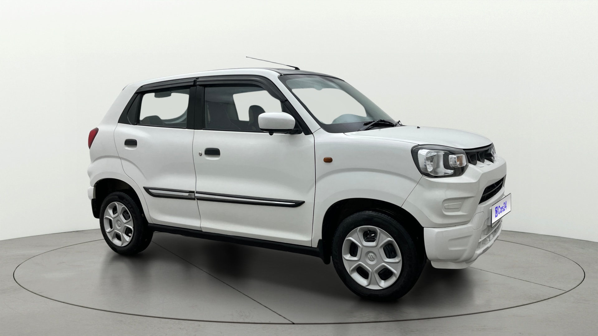 View 2023 Maruti Suzuki 1000 Base Variant Image 36 Used 2023 Maruti Suzuki 1000 Base Variant Image 36