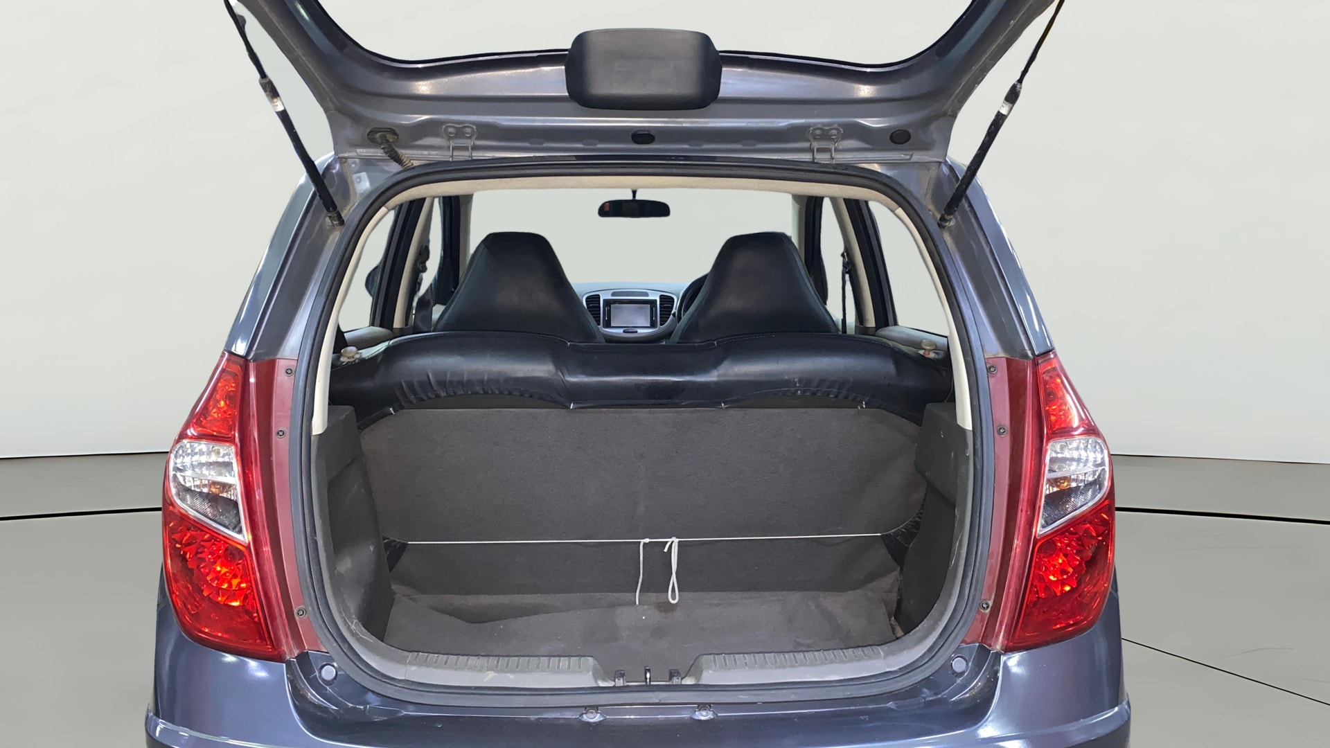 View 2015 Hyundai i10 1.1 Magna Image 43 Used 2015 Hyundai i10 1.1 Magna Image 43