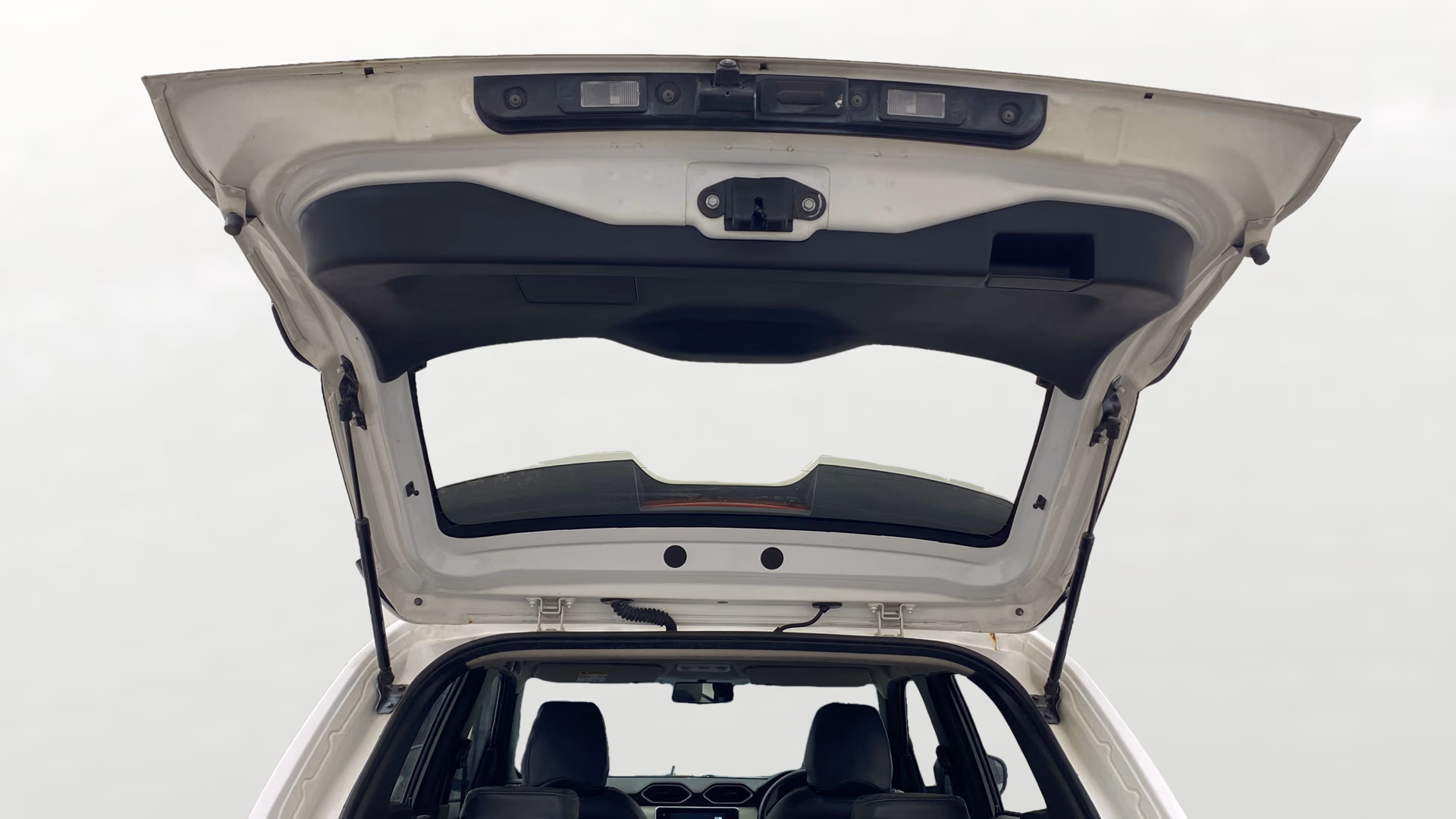 View 2021 Nissan Magnite Turbo XV Image 31 Used 2021 Nissan Magnite Turbo XV Image 31
