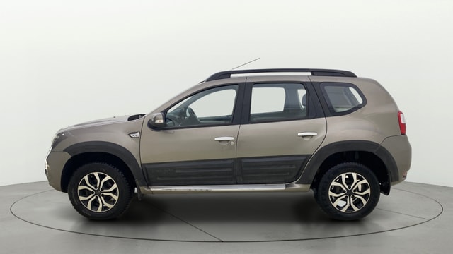 View Nissan Terrano Image 5 Used Nissan Terrano Image 5