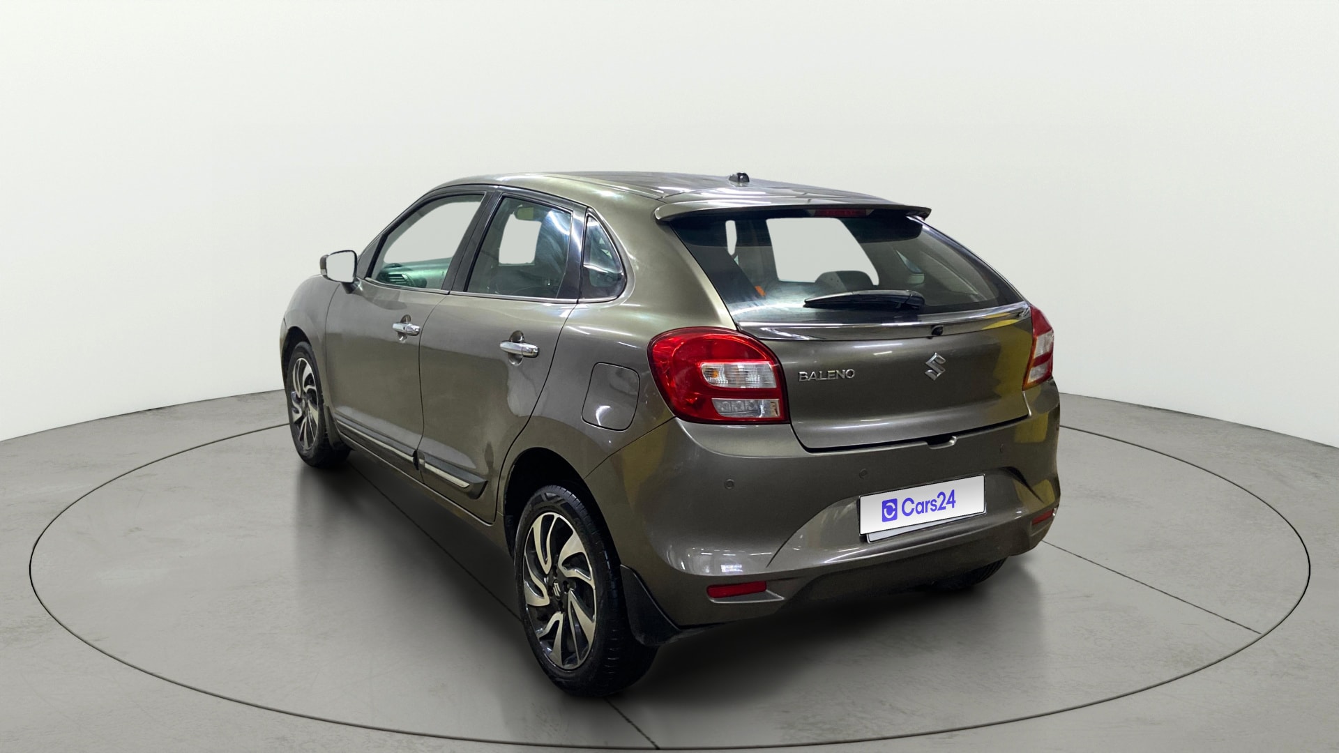 View 2021 Maruti Suzuki 1000 Base Variant Image 2 Used 2021 Maruti Suzuki 1000 Base Variant Image 2