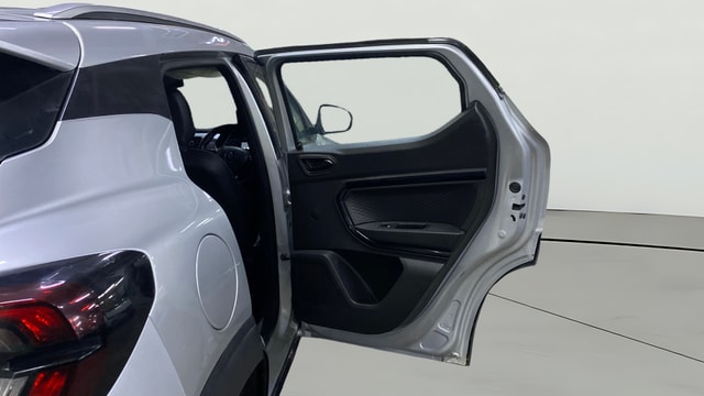 View Renault Kiger Image 5 Used Renault Kiger Image 5