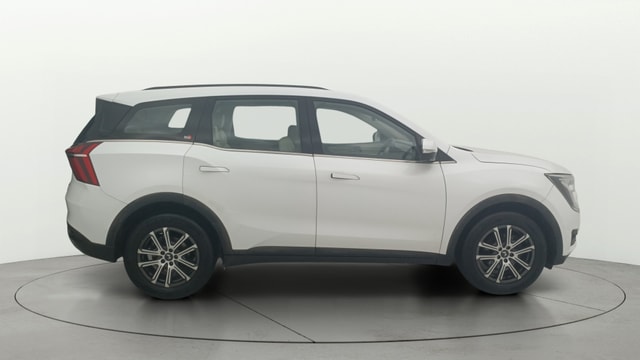 View Mahindra XUV700 Image 29 Used Mahindra XUV700 Image 29