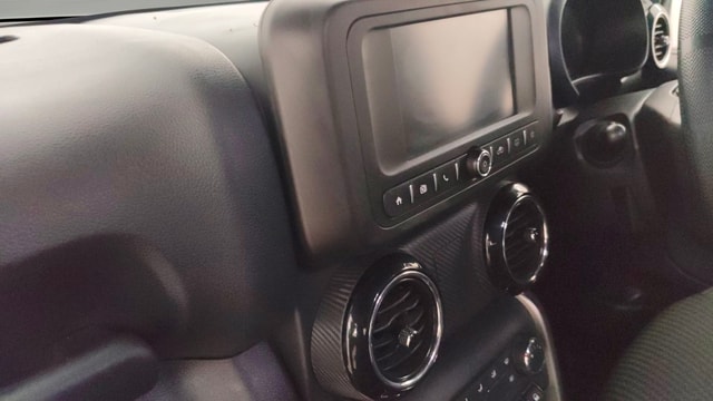 View Mahindra Thar Image 7 Used Mahindra Thar Image 7