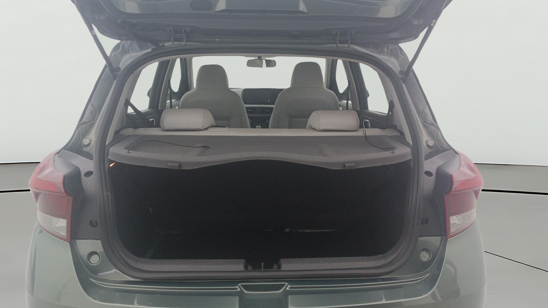 View 2023 Hyundai Grand i10 Nios Sportz Petrol Image 38 Used 2023 Hyundai Grand i10 Nios Sportz Petrol Image 38