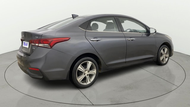 View Hyundai Verna Image 46 Used Hyundai Verna Image 46