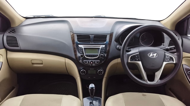 View Hyundai Fluidic Verna Image 15 Used Hyundai Fluidic Verna Image 15