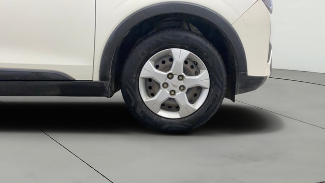 View Mahindra XUV300 Image 40 Used Mahindra XUV300 Image 40