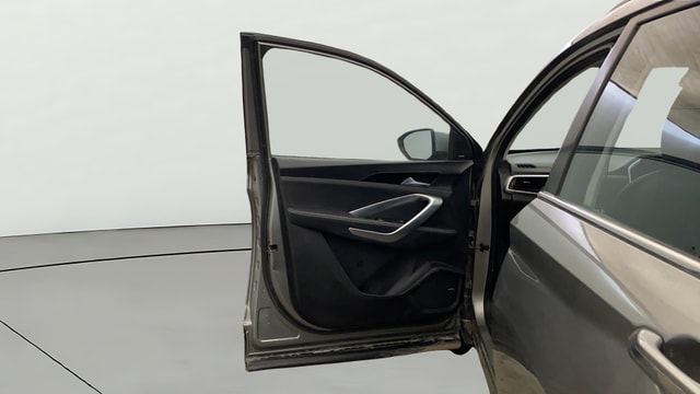 View MG Hector Image 39 Used MG Hector Image 39