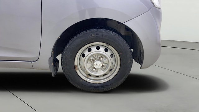 View Hyundai EON Image 39 Used Hyundai EON Image 39