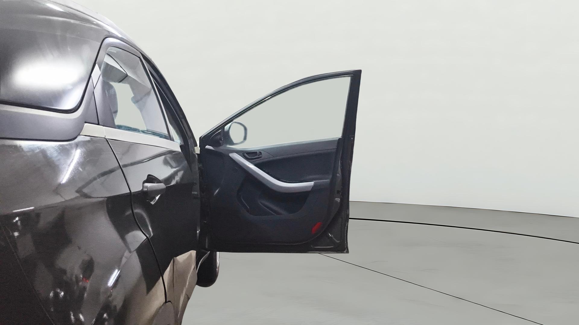 View 2022 Tata Nexon Revotron XM Image 43 Used 2022 Tata Nexon Revotron XM Image 43